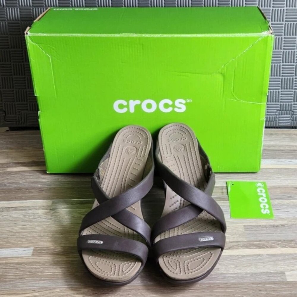 Crocs Women's Leigh Wedge Sandals 9 Wide Bronze Dual Comfort Fashion Shoes Box